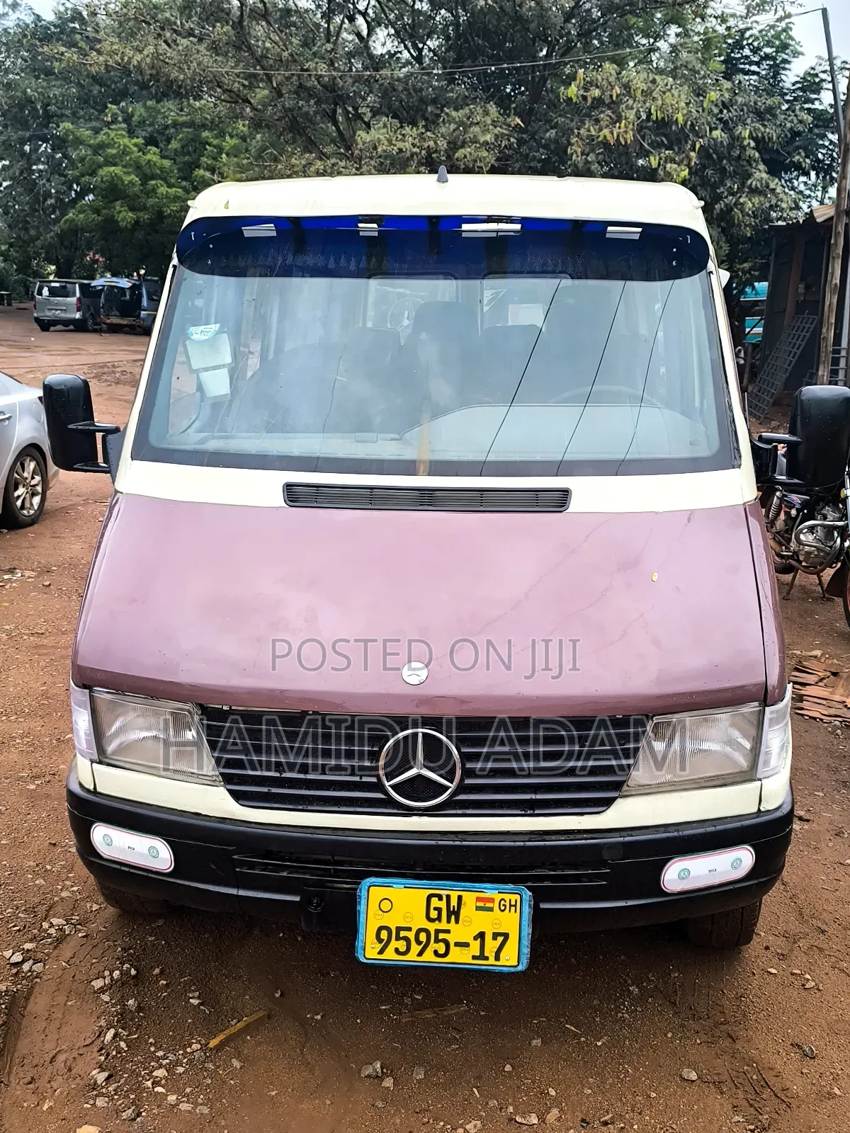 Mercedes-Benz Sprinter 2000 Beige