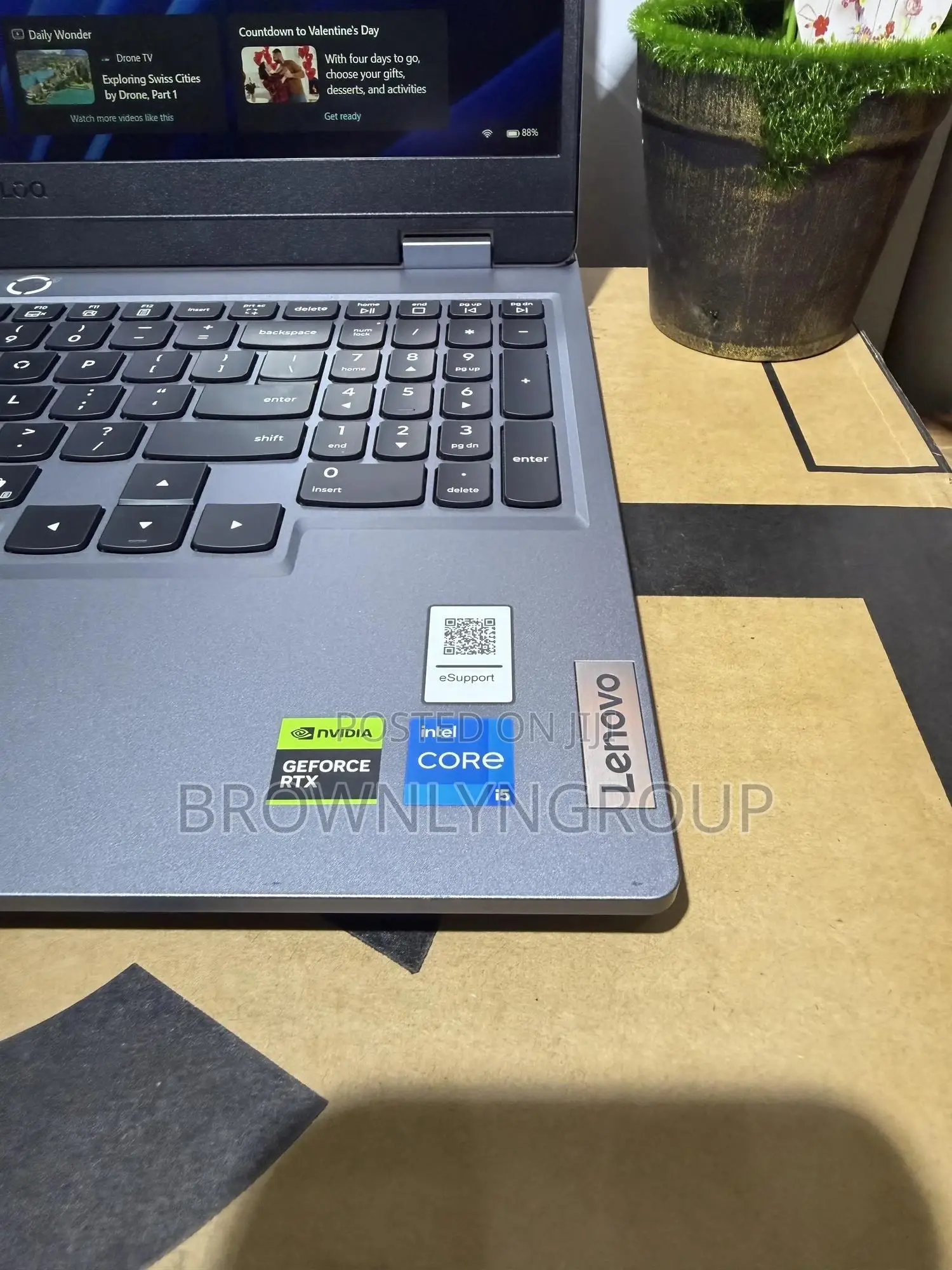 New Laptop Lenovo LOQ 15IRH8 16GB Intel Core i5 SSD 512GB