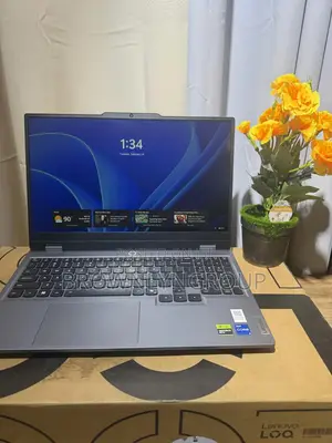 New Laptop Lenovo LOQ 15IRH8 16GB Intel Core i5 SSD 512GB