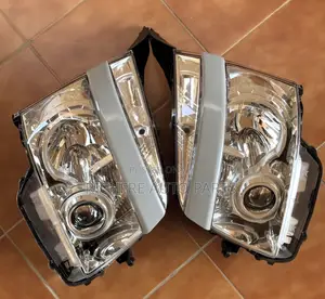 Toyota Voxy Headlight