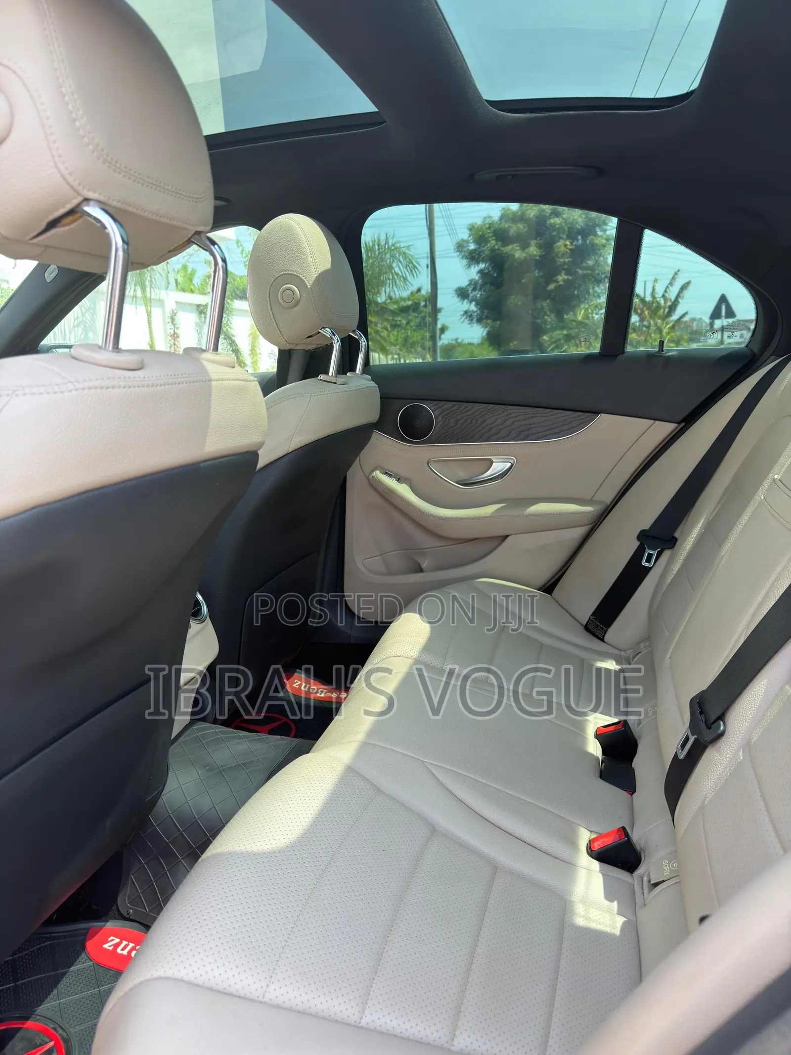 Mercedes-Benz C300 2015 Blue