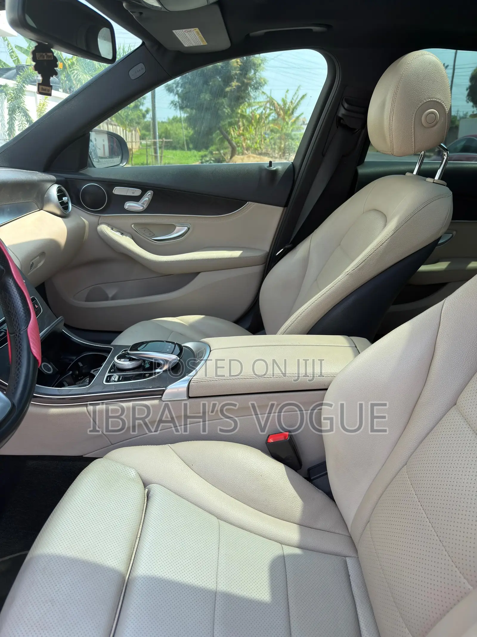 Mercedes-Benz C300 2015 Blue