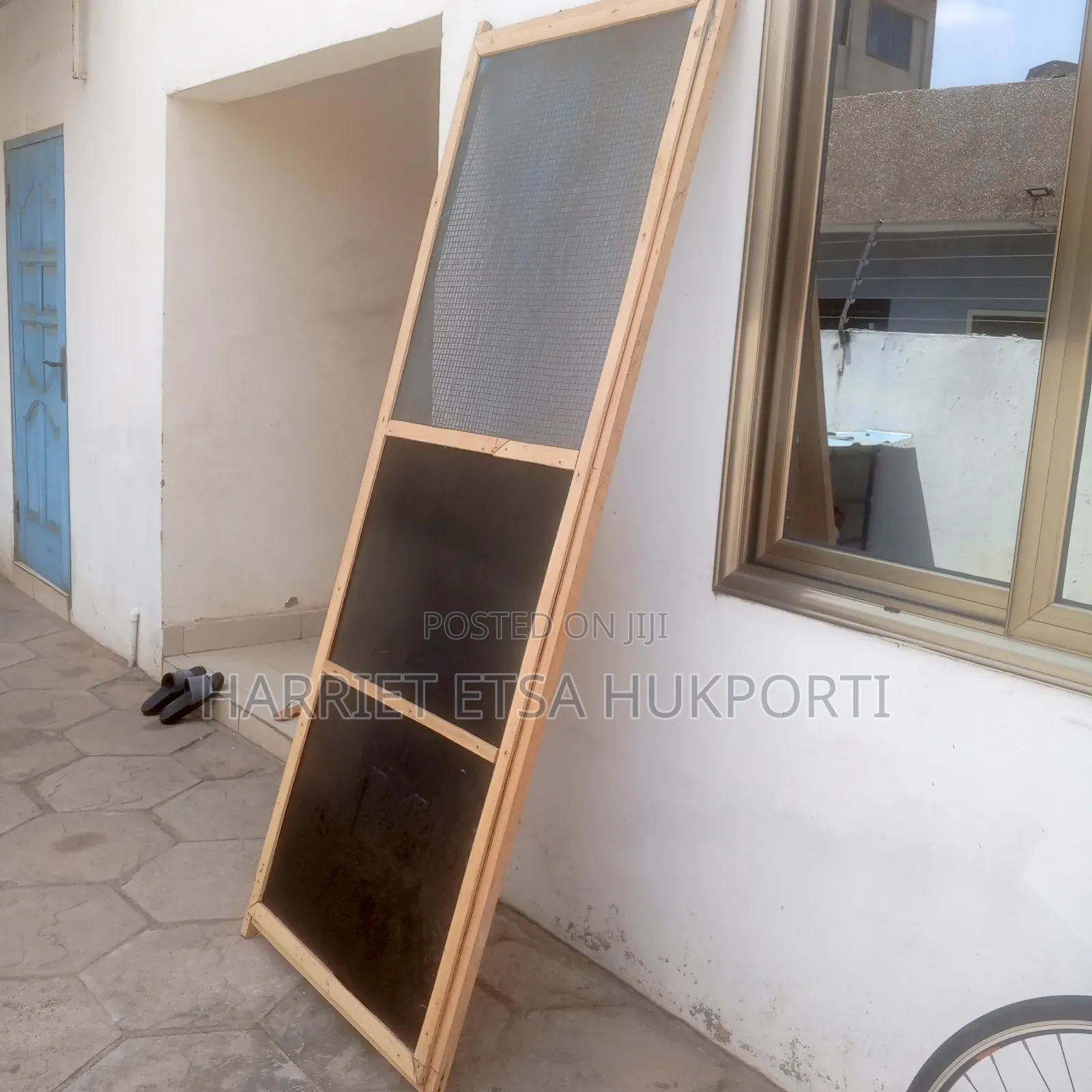 Mosquito Trap Door (Brand New PLS Read Description)