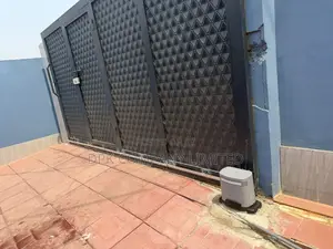 Gate Opener|Solar Power| Built-in Battery, (Solar Panel Inclusive)