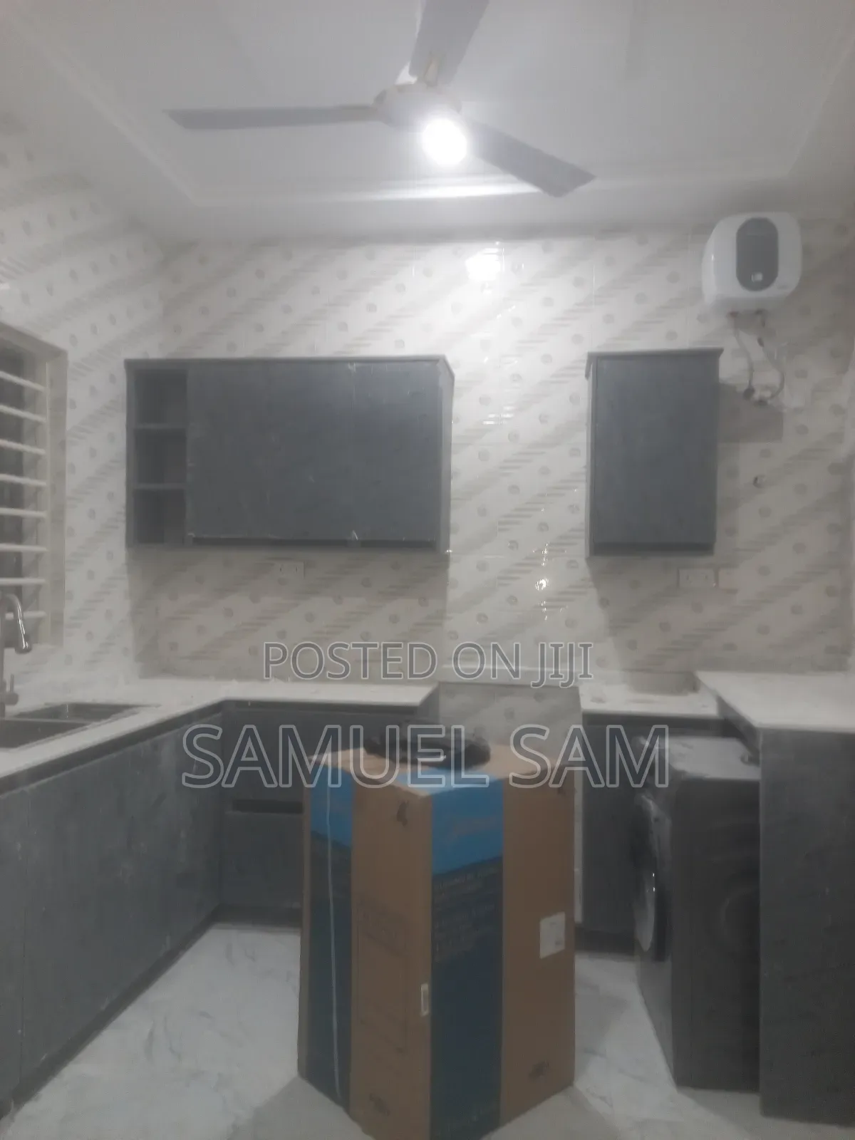 6bdrm House in Tems Community 11, Tema Metropolitan for rent