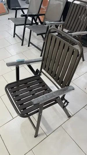 Foldable Armchair