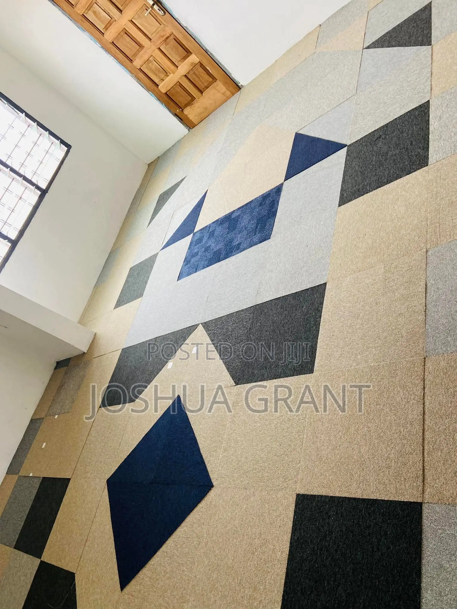Tufted Woolen Carpet Tiles