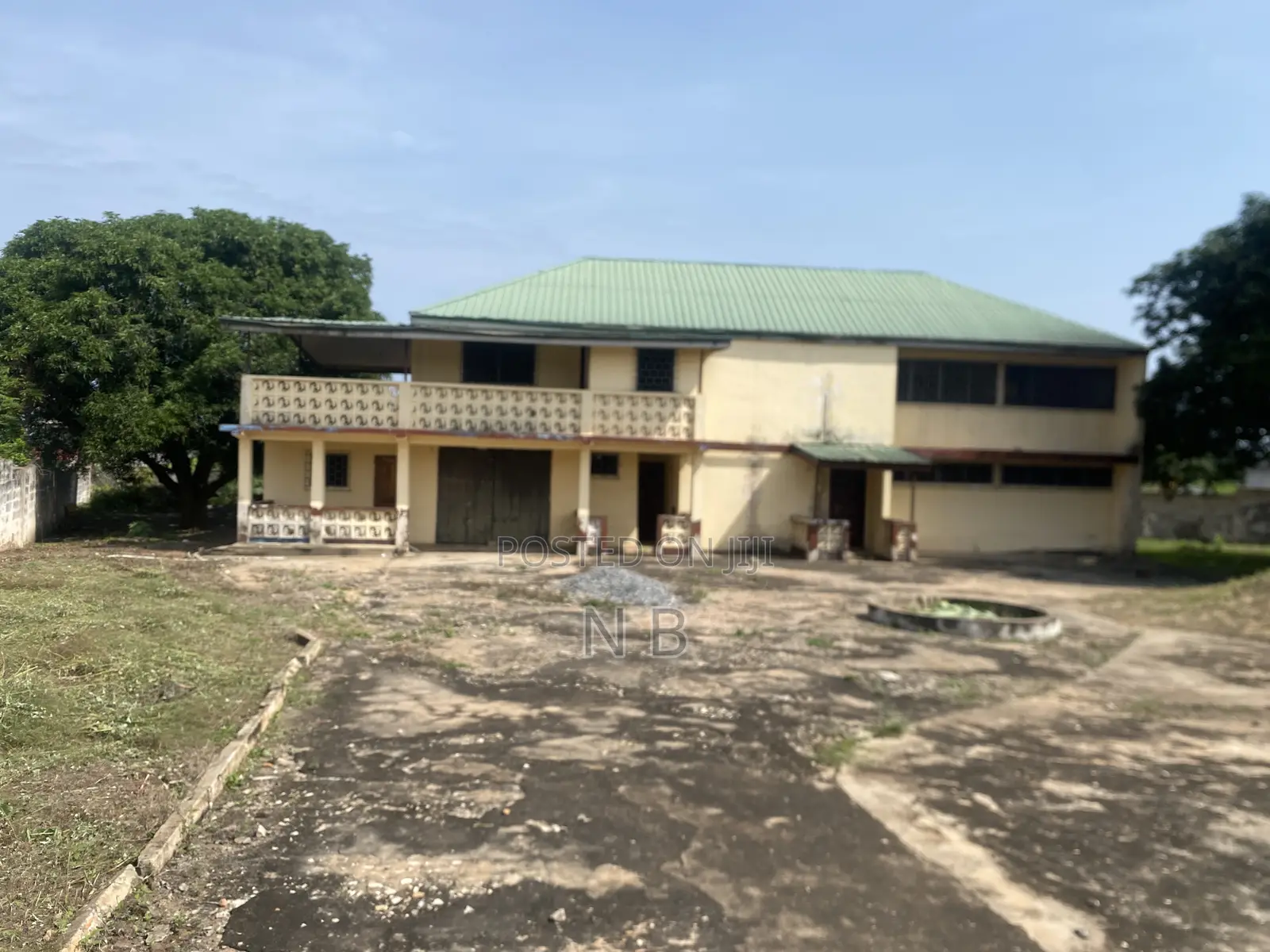 5bdrm House in Teshie Nungua Estate, First Junction for sale