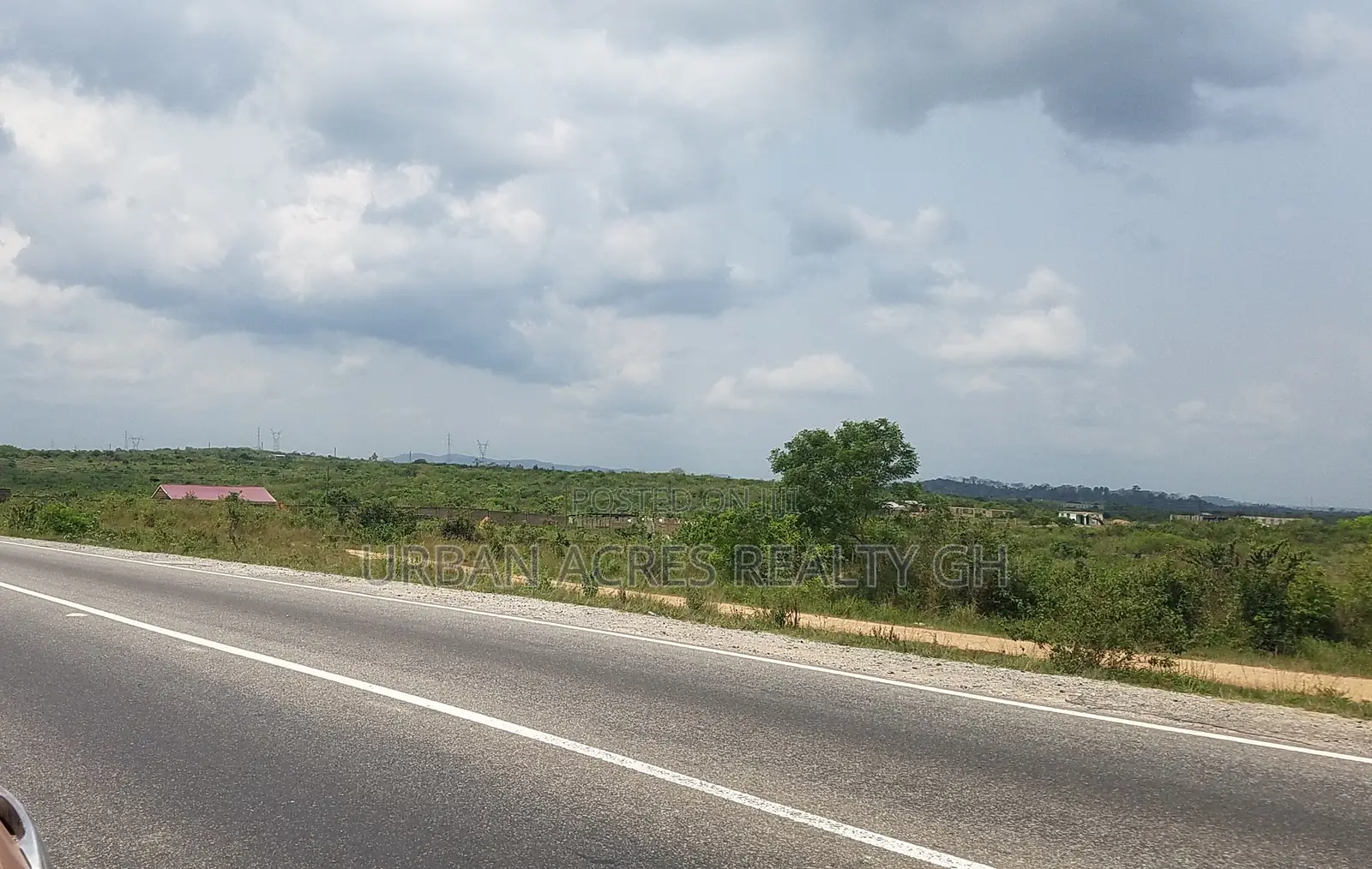 E.R, Nsawam - Kumasi Highway (Okanta) _ 5 Acres Commercial Land