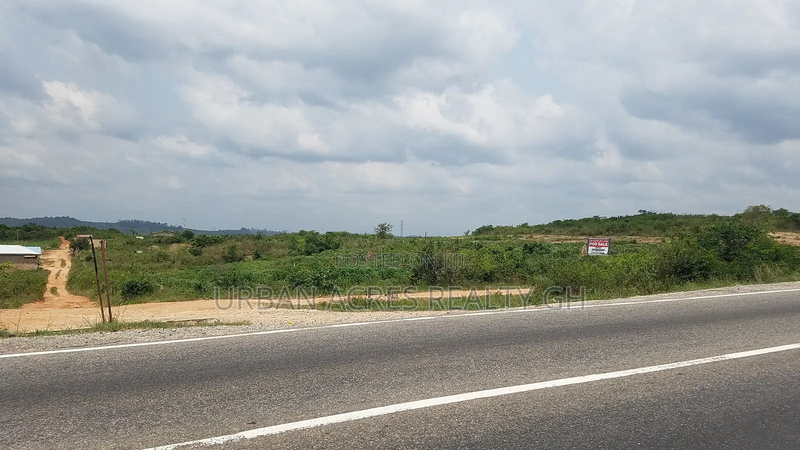 E.R, Nsawam - Kumasi Highway (Okanta) _ 5 Acres Commercial Land