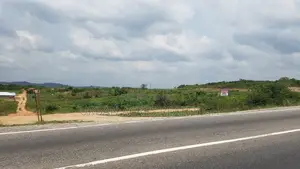 E.R, Nsawam - Kumasi Highway (Okanta) _ 5 Acres Commercial Land
