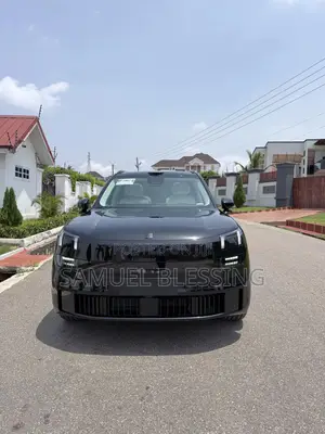 New Lynk & Co 900 2025 Black