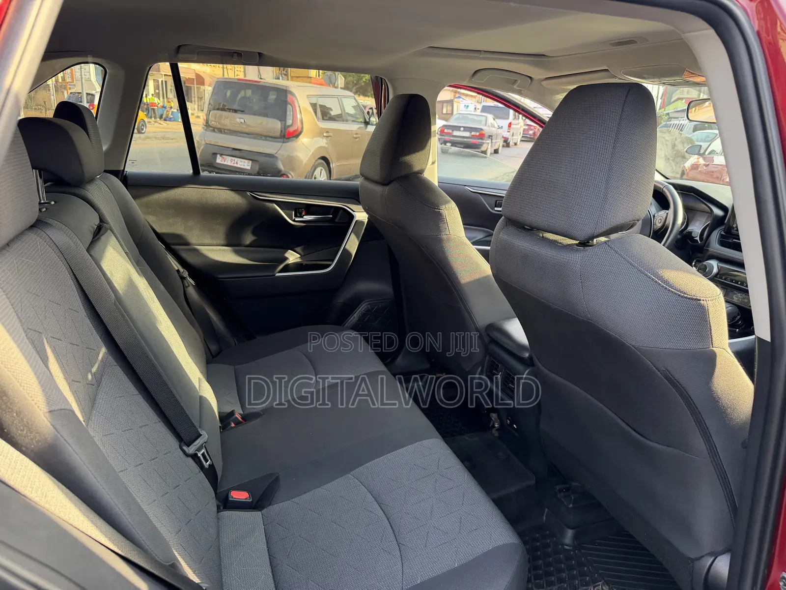 Toyota RAV4 XLE Premium AWD 2020 Red