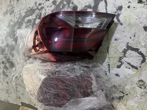 Hyundai Elantra 2019-2020 Tail Light