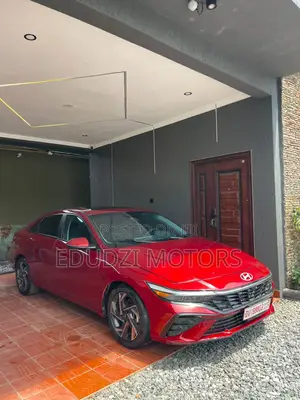 Hyundai Elantra Limited IVT 2025 Red