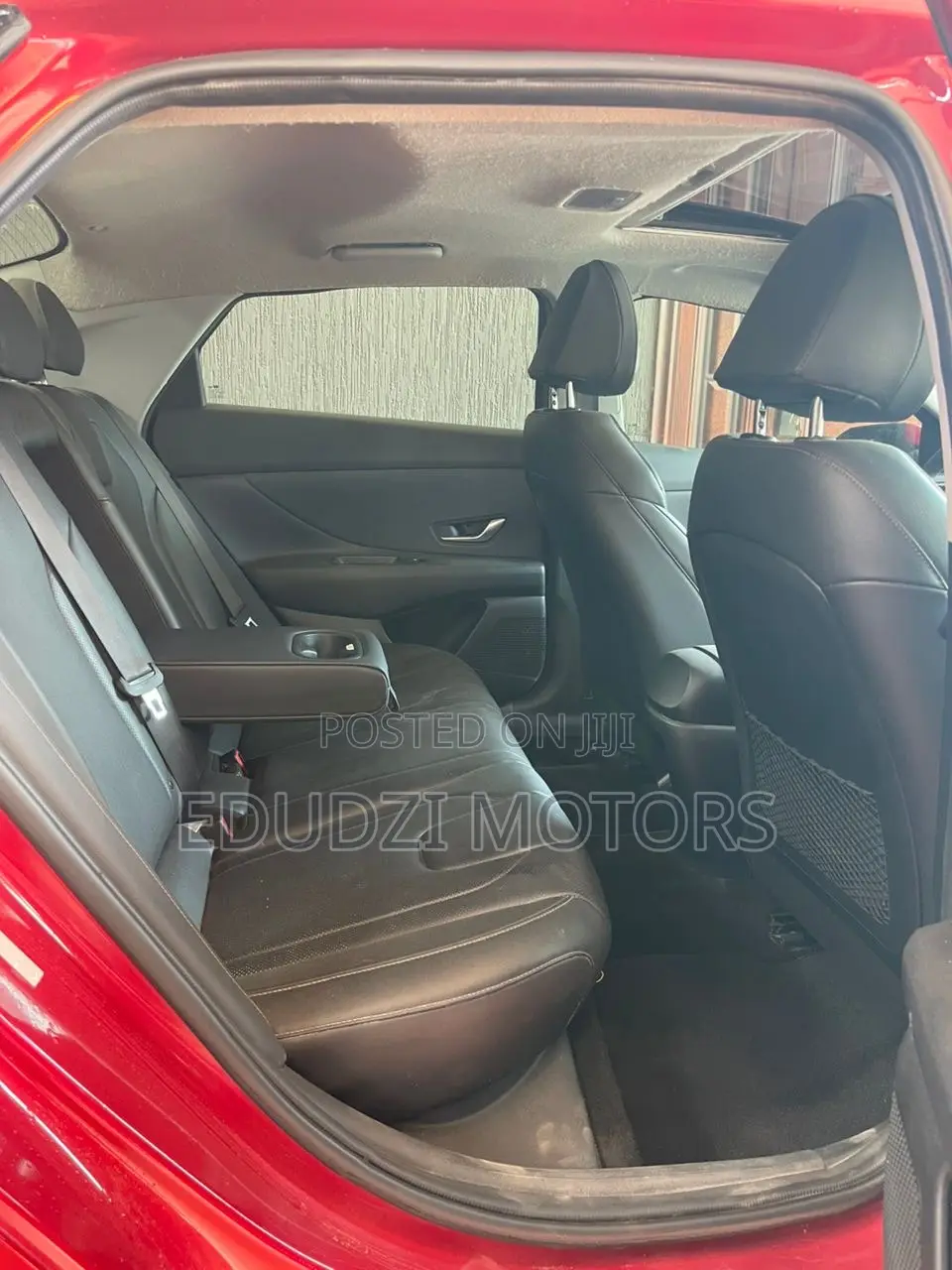 Hyundai Elantra Limited IVT 2025 Red