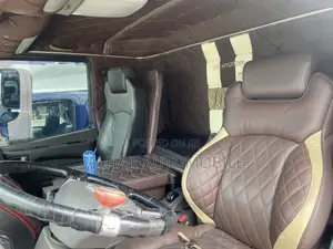Hyundai 5 Ton Gold