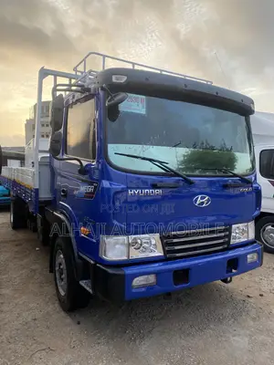 Hyundai 5 Ton Gold