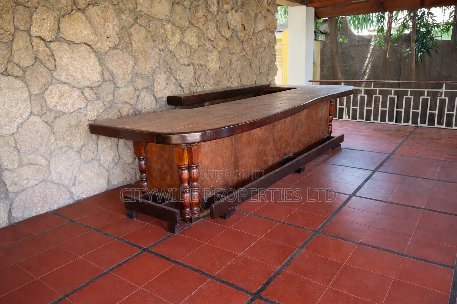 4bdrm House in Dzorwulu for sale