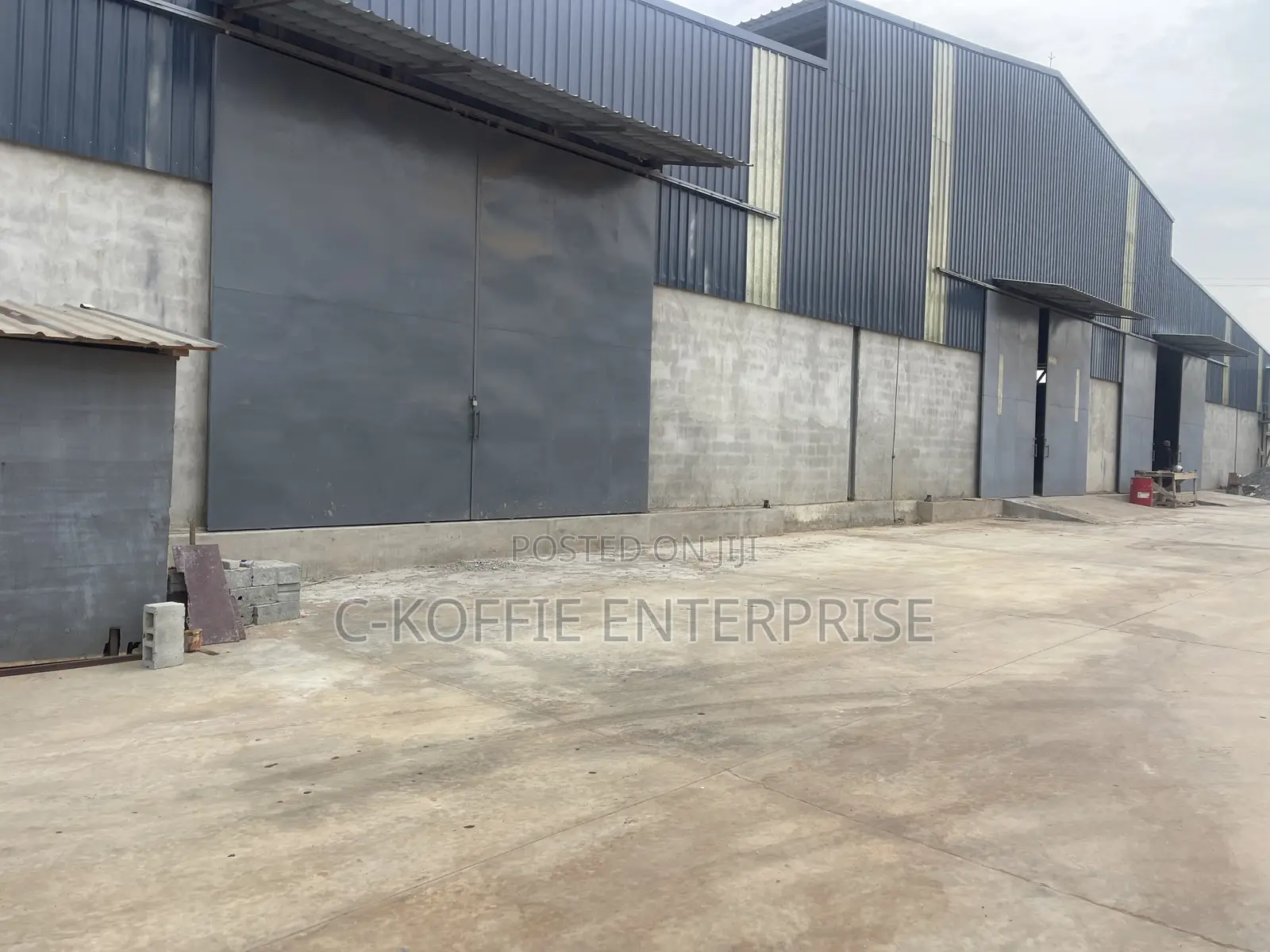 3000 SQM Warehouse at Graphics Road for Rent