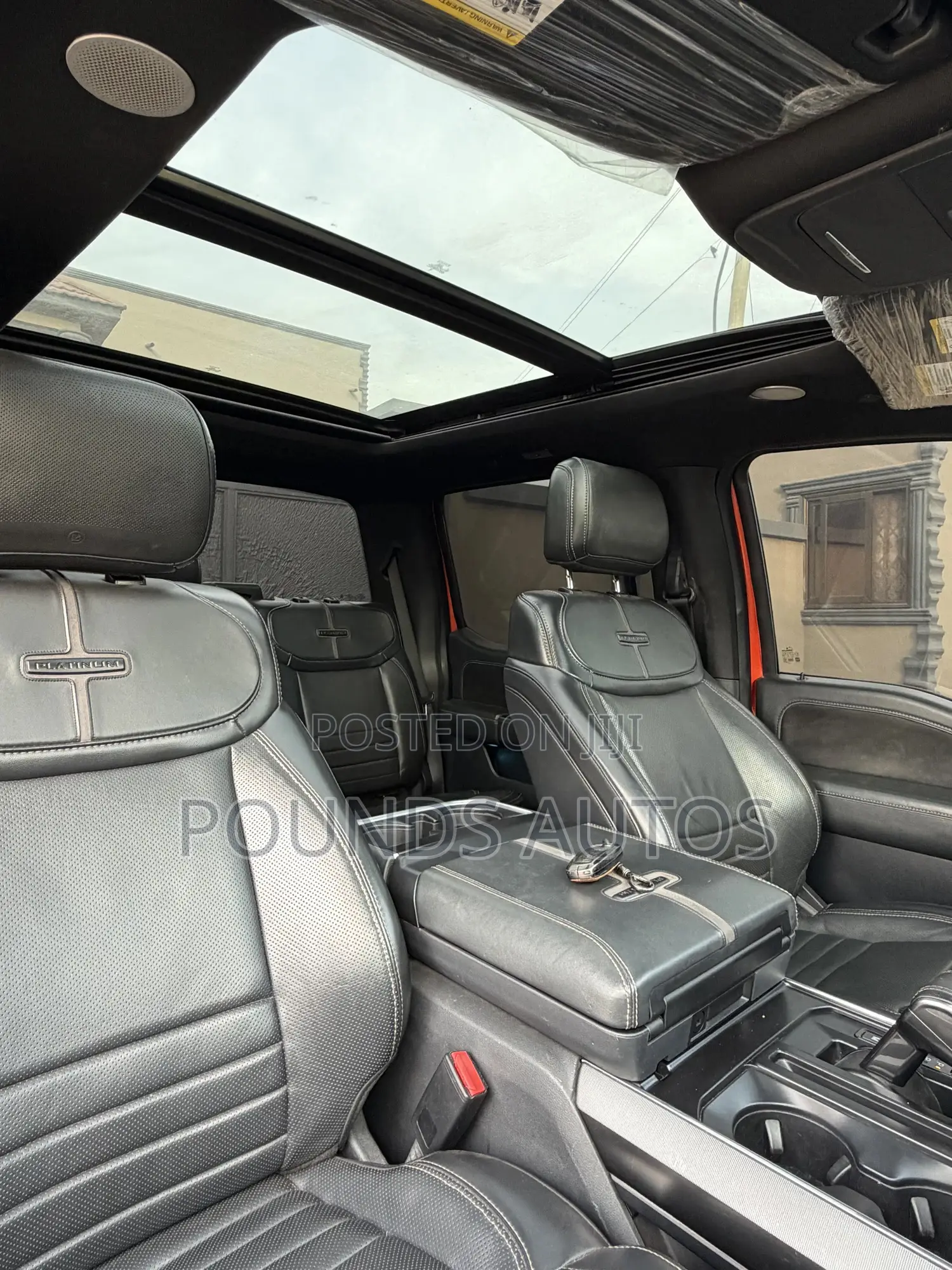 Ford F-150 Raptor 2023 Orange
