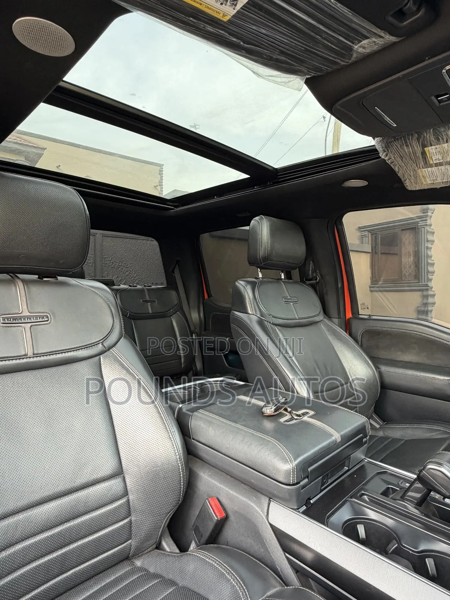 Ford F-150 Raptor 2023 Orange