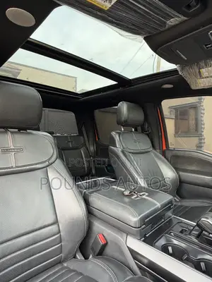 Ford F-150 Raptor 2023 Orange
