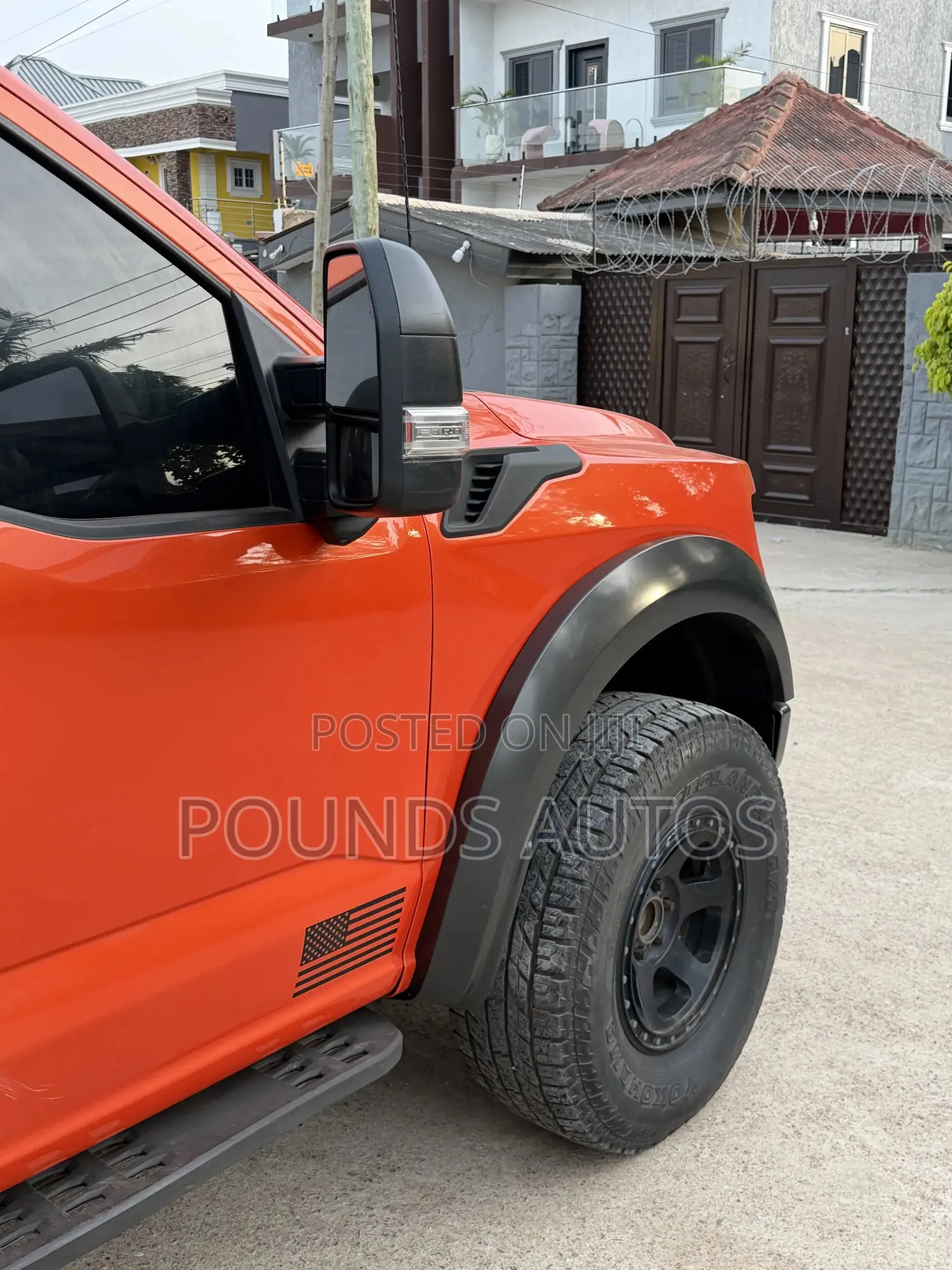 Ford F-150 Raptor 2023 Orange