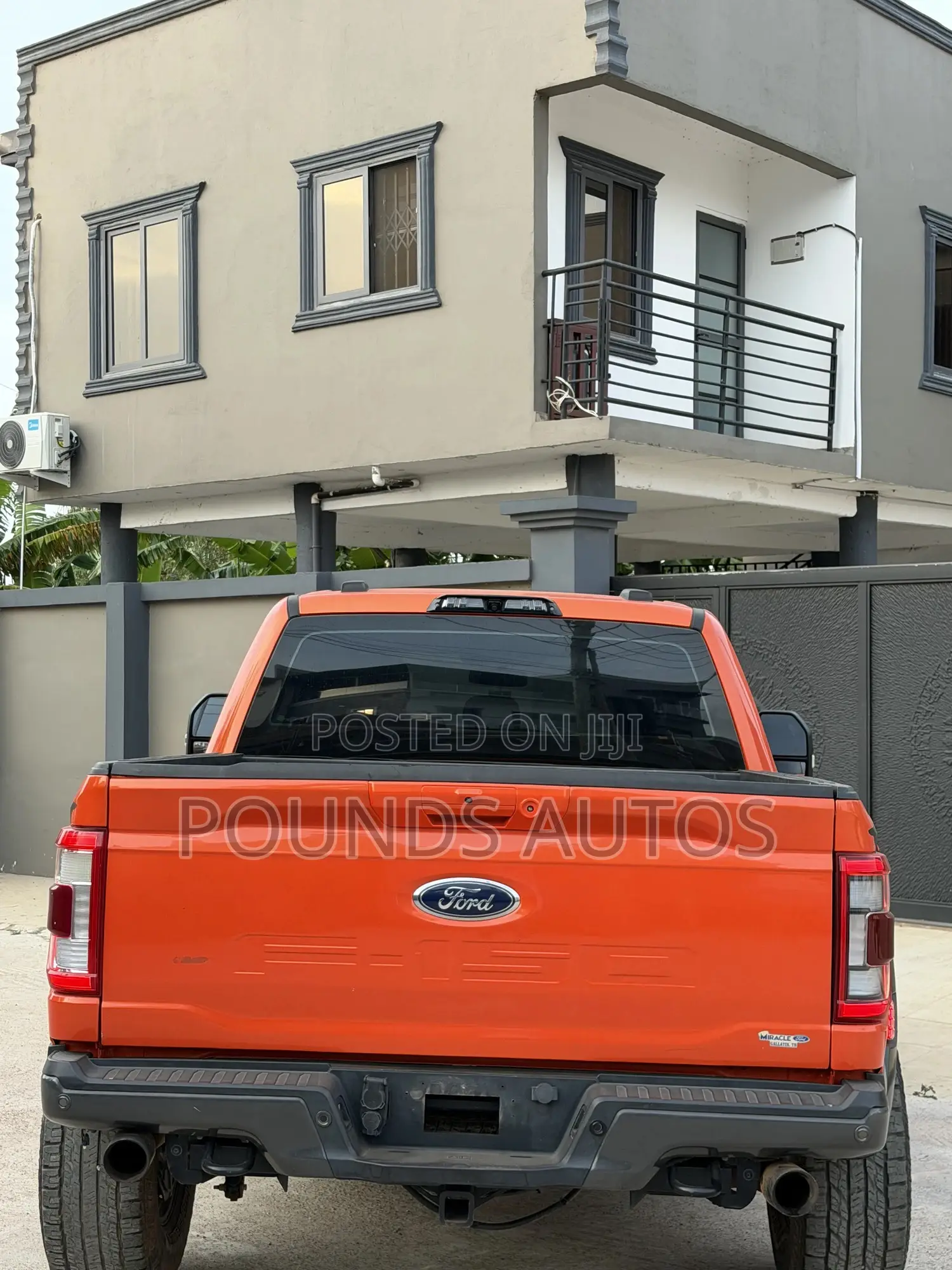 Ford F-150 Raptor 2023 Orange