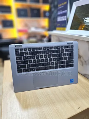 Laptop Dell Latitude 5320 16GB Intel Core i5 SSD 256GB