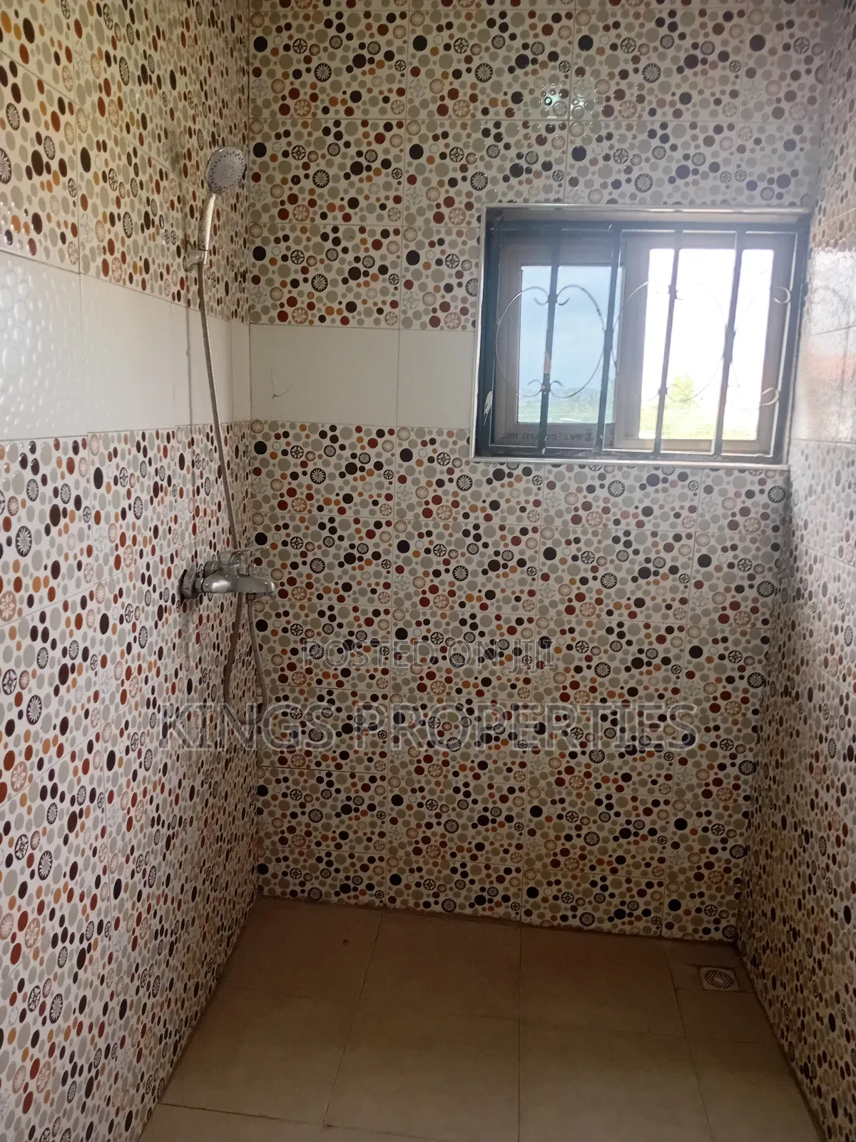 3bdrm Apartment in Classicpropertiesgh, Tetegu for rent