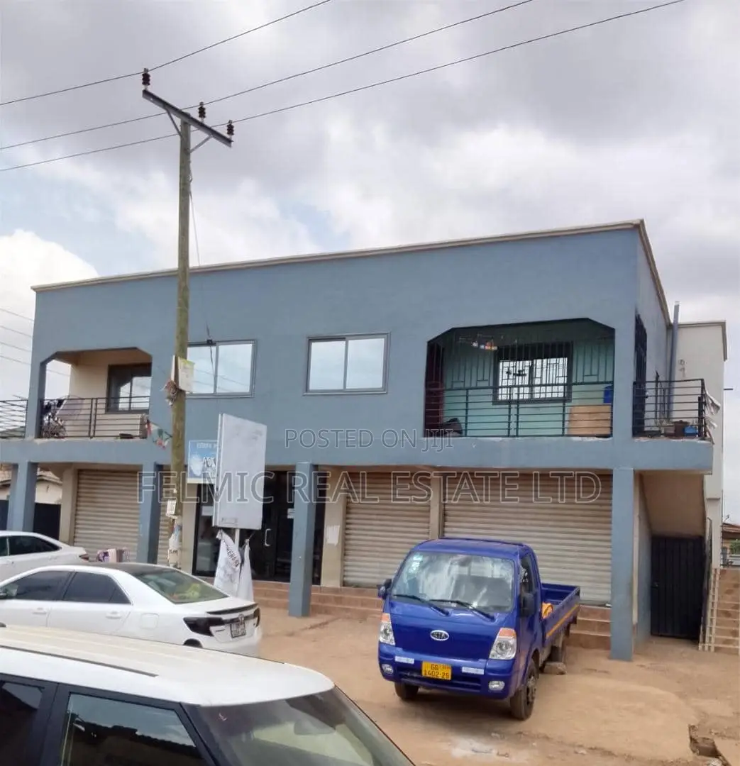 4bdrm Apartment in Felmic Real Estate, Ofankor for sale