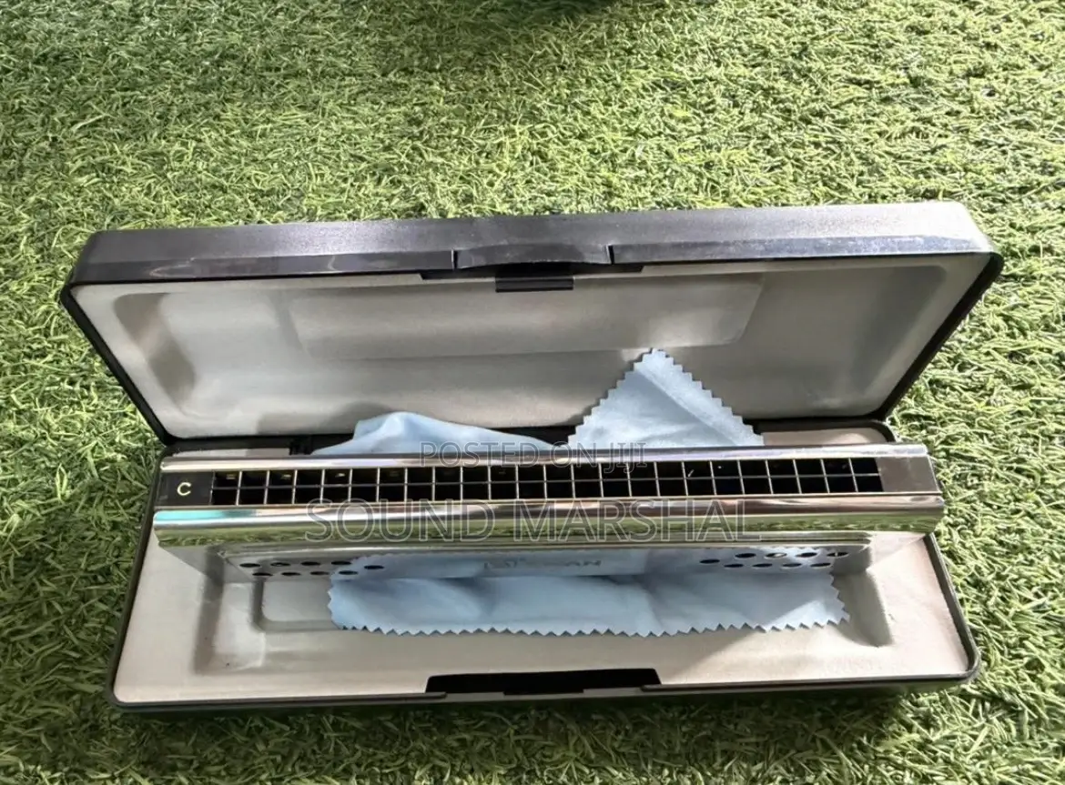 Harmonica 24 Holes