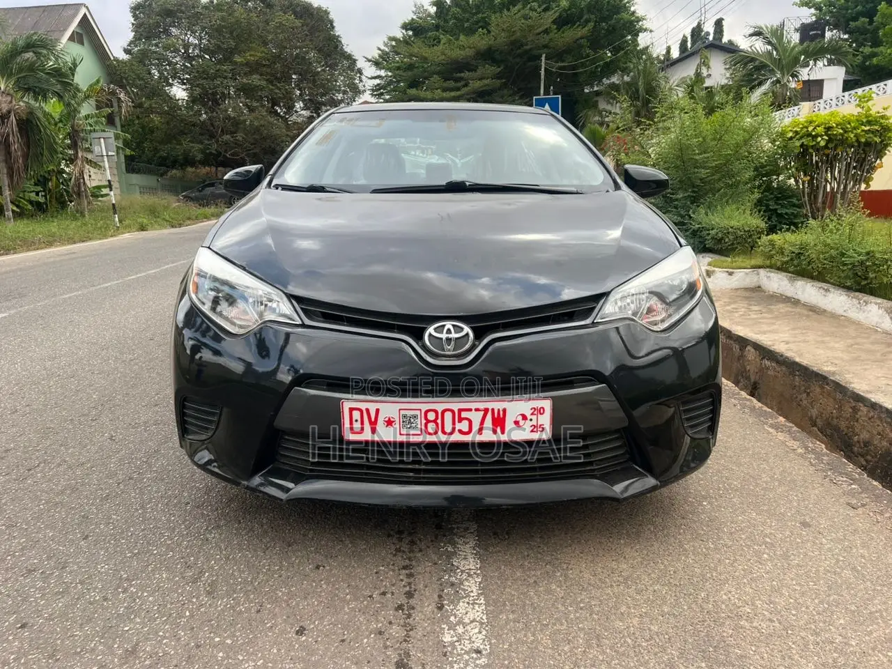 Toyota Corolla LE 4dr Sedan (1.8L 4cyl CVT) 2016 Black