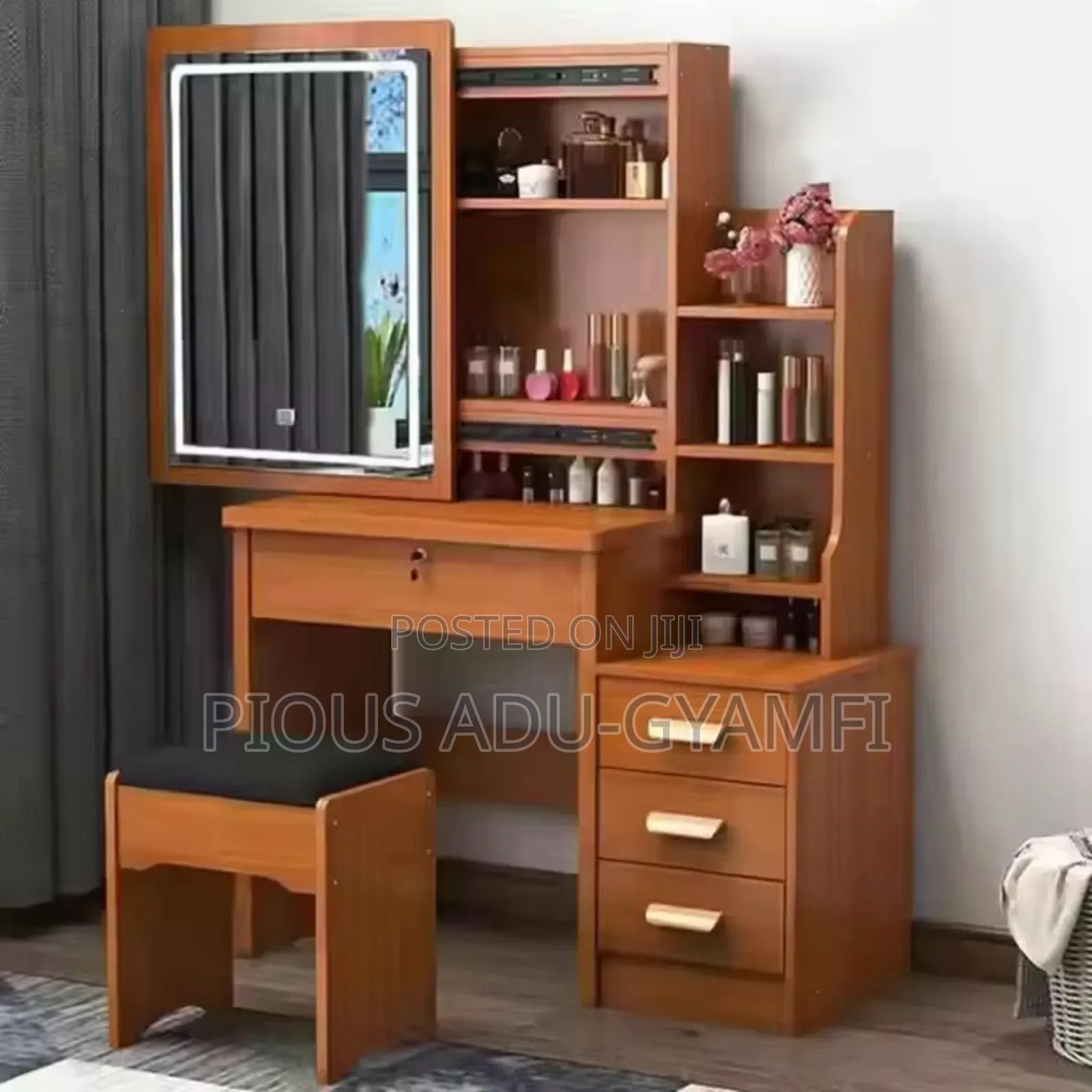 Multipurpose Makeup Dressing Mirror