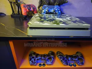 Ps4 Slim 1tb Jailbroken With 16 Games, 2 Controllers All Accessories