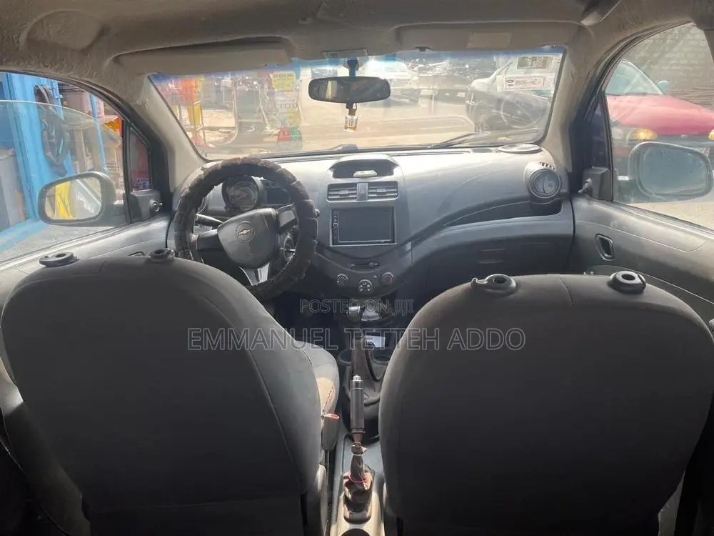 Private Car for Pick and Drop Services