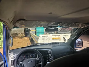 2019 Kia Bongo () 1.0 Ton, Extra Long Bucket,Double Decker. Automatic