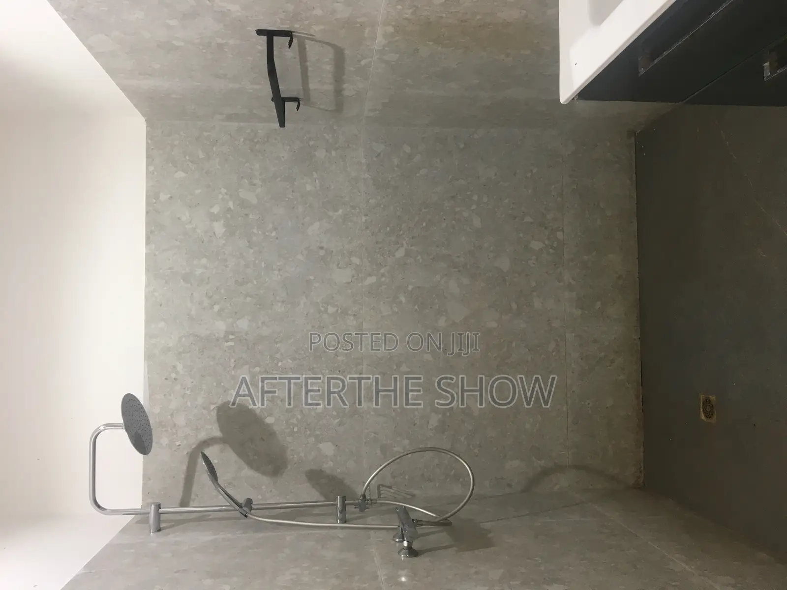 Furnished 3bdrm Duplex in Silicon Accra, School Junction for sale