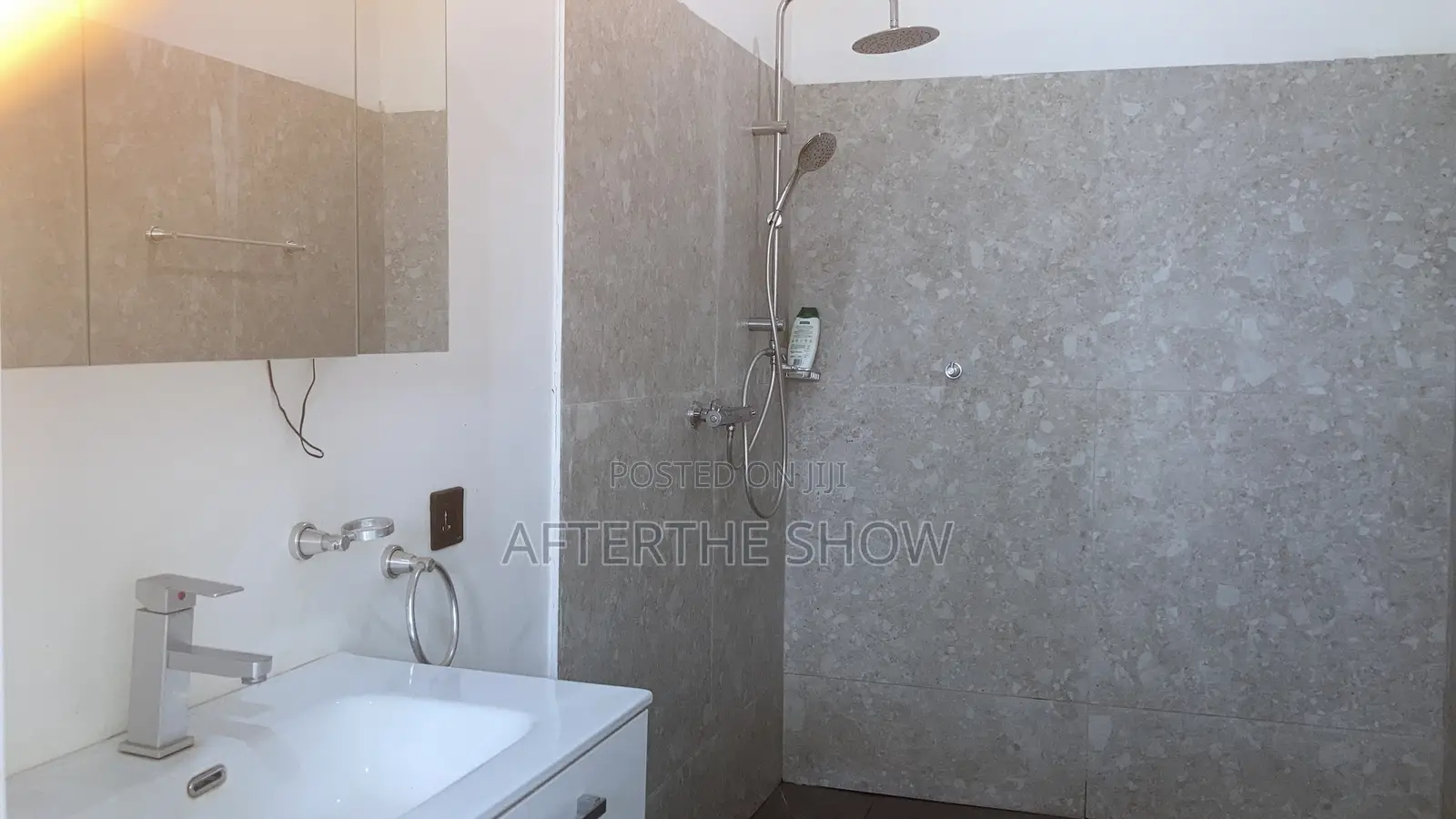 Furnished 3bdrm Duplex in Silicon Accra, School Junction for sale