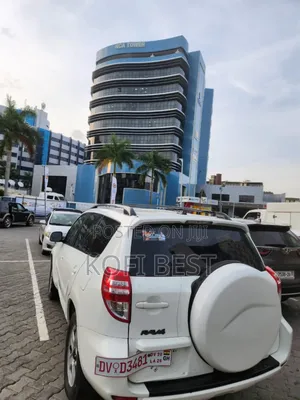 Toyota RAV4 2.5 Limited 4x4 2012 White