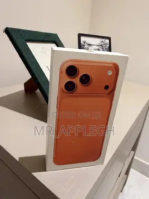 New Apple iPhone 17 Pro Max 256 GB Orange
