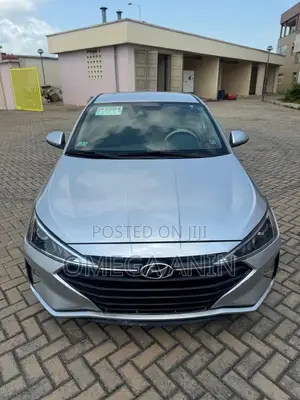 Hyundai Elantra Sport 2019 White