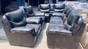 Comfortable Complete Sofa Set, Comes With Storage and Cup Holders