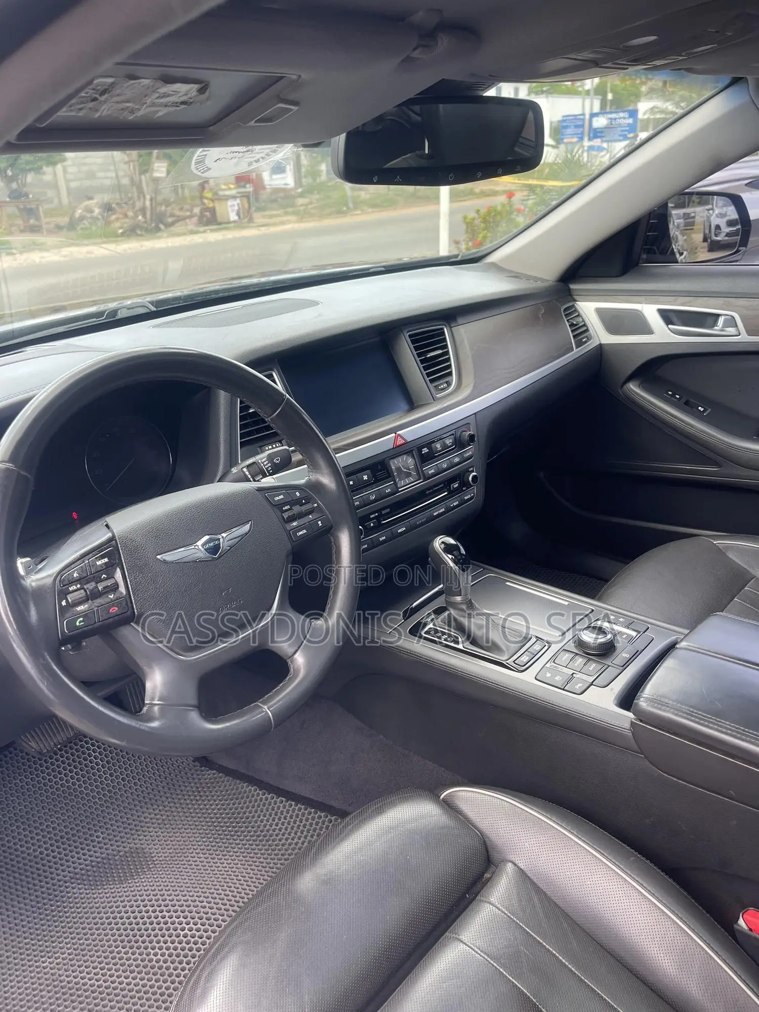 Hyundai Genesis 2016 Black