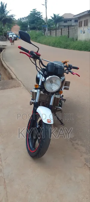 Honda CB 2012 Black