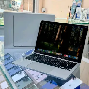 New Laptop Apple MacBook Pro M1 16GB Apple M1 SSD 512GB