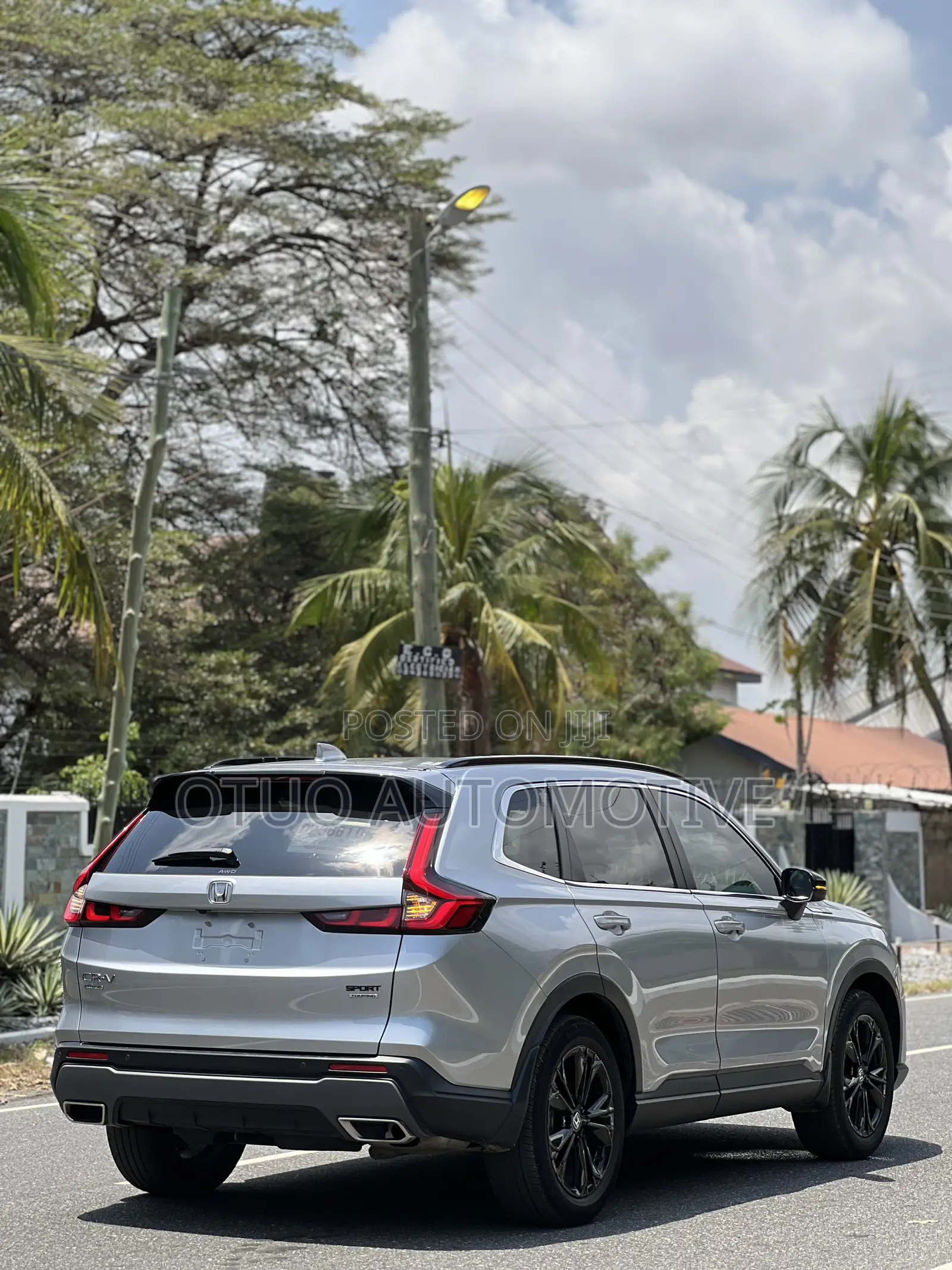 Honda CR-V 2023 Silver