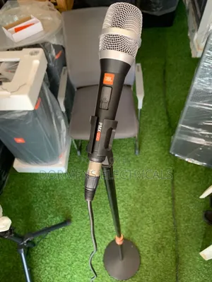 JBL Pmx200 Wired Microphone With Stand