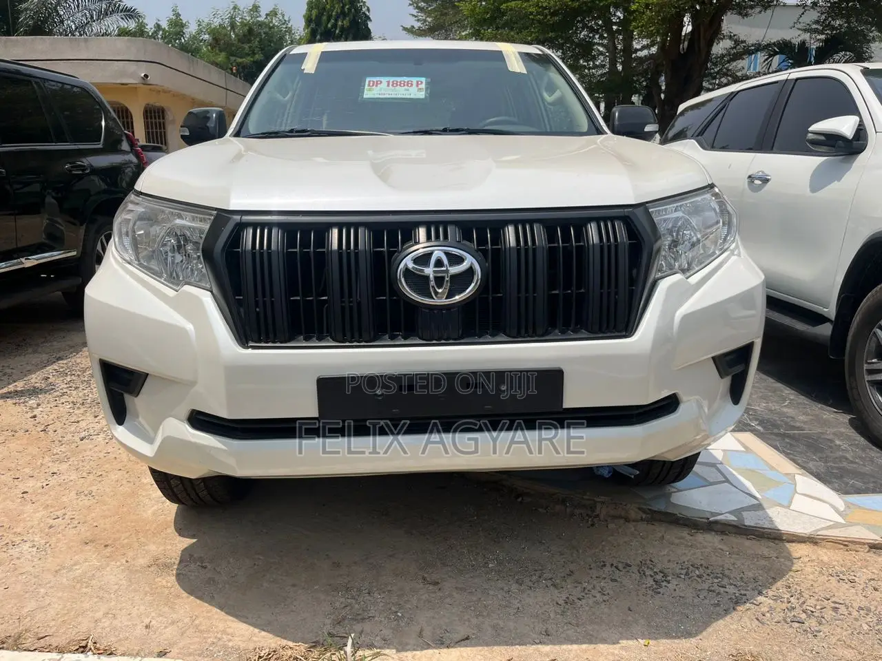 Toyota Land Cruiser Prado 2023 White